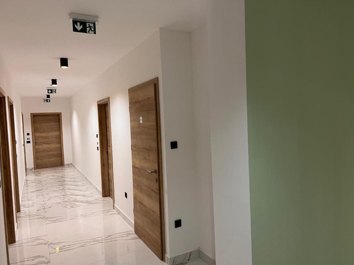 Hotel Millenium Deluxe Selce Exterior foto