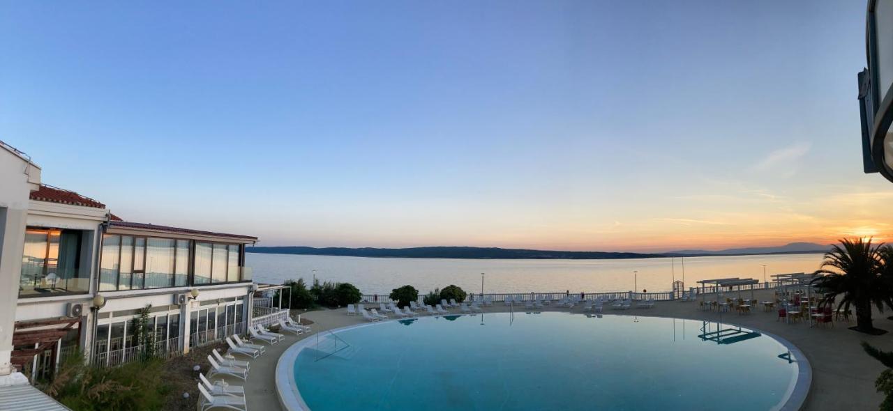 Hotel Millenium Deluxe Selce Exterior foto